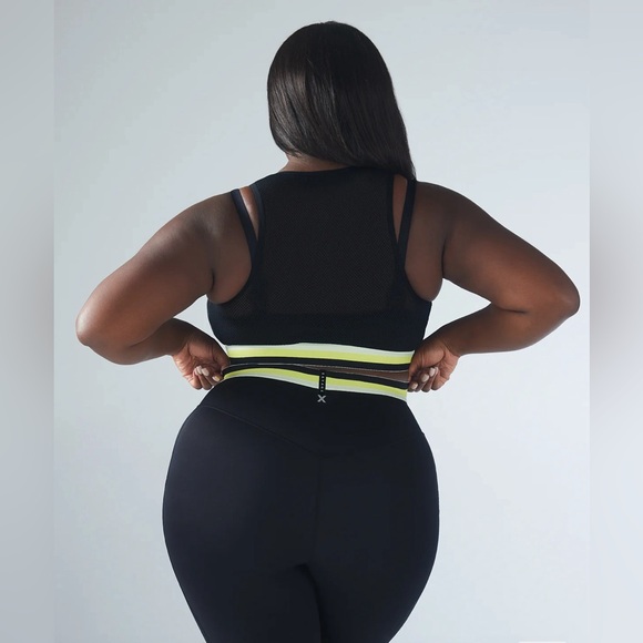 Size 2X Savage X Fenty women’s PIN UP LOW-IMPACT SPORTS BRA - Picture 3 of 12